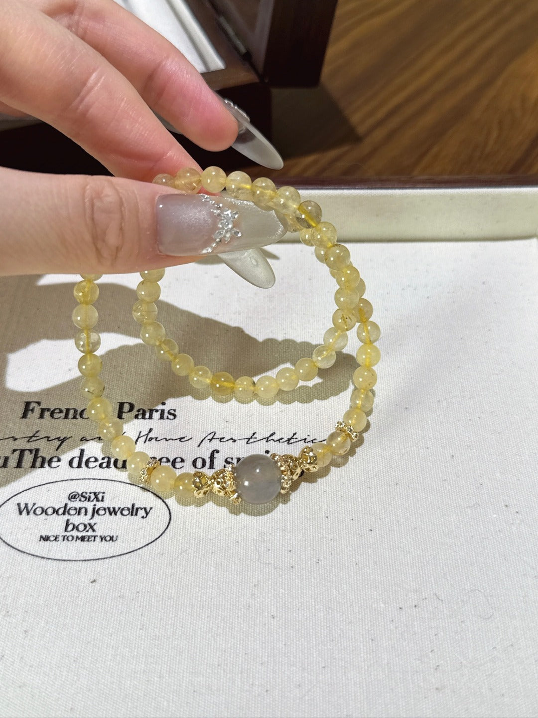 ▫️▪️ Blonde crystal gray moonlight bracelet